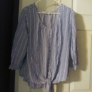 Pull over blouse with buttons